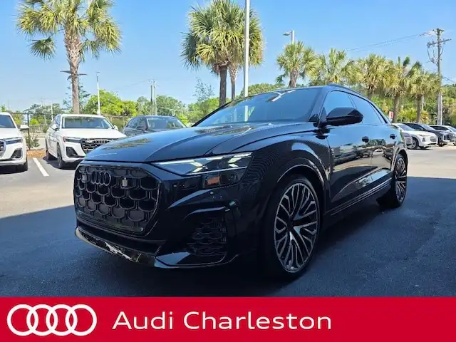2026 Audi SQ8 Prestige quattro's photo