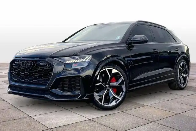 2024 Audi RS Q8 Base's photo