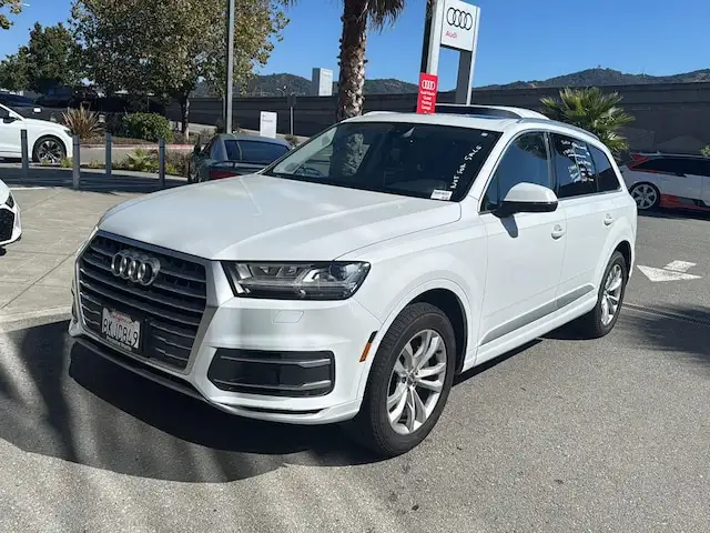2019 Audi Q7 45 Premium Plus quattro Tiptronic's photo