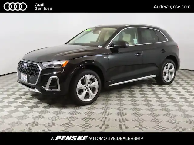 2023 Audi Q5 45 Premium Plus's photo