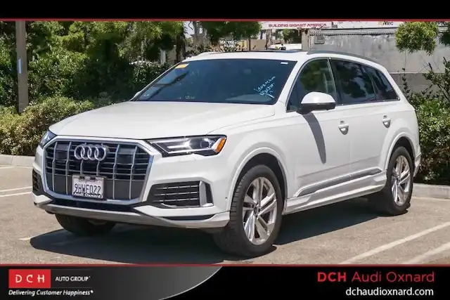 2023 Audi Q7 45 Premium quattro Tiptronic's photo