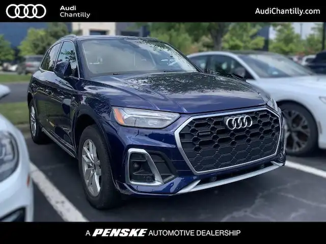 2023 Audi Q5 45 Premium's photo