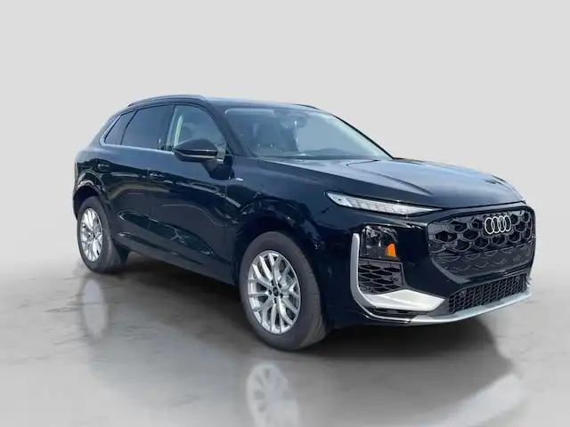 2026 Audi Q3 S line quattro's photo