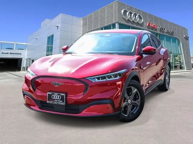 2021 Ford Mustang-Mach-e Select photo 1