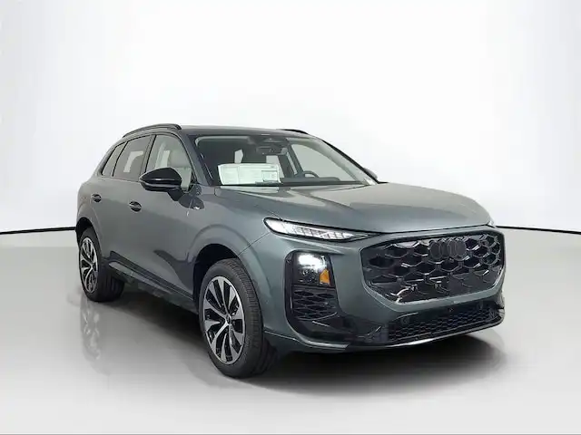 2026 Audi Q3 S line quattro's photo