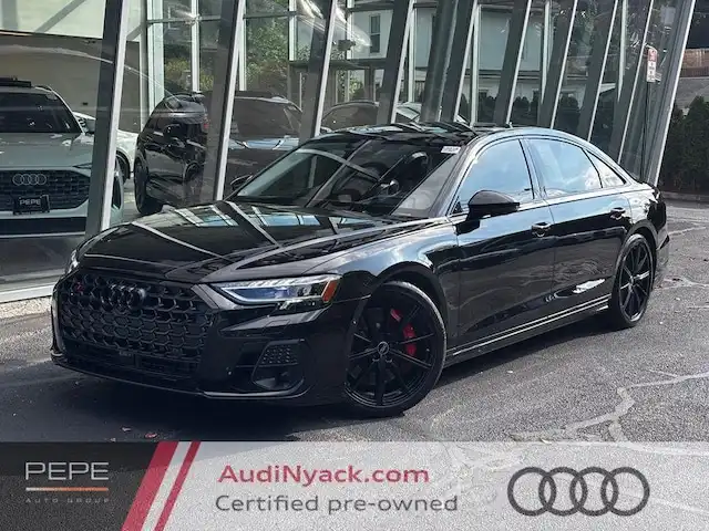 2023 Audi S8 4.0T quattro Tiptronic's photo