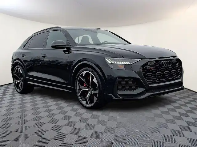 2023 Audi RS Q8 Base's photo