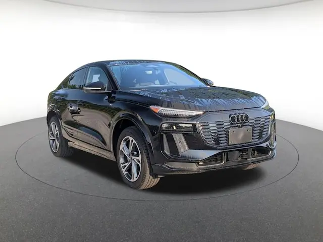 2027 Audi Q6 Sportback e-tron undefined photo 3