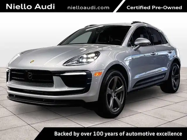 2023 Porsche Macan Base's photo
