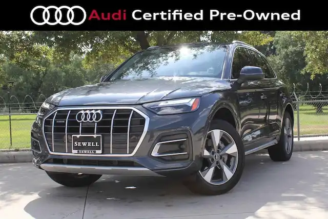 2023 Audi Q5 40 Premium Plus's photo