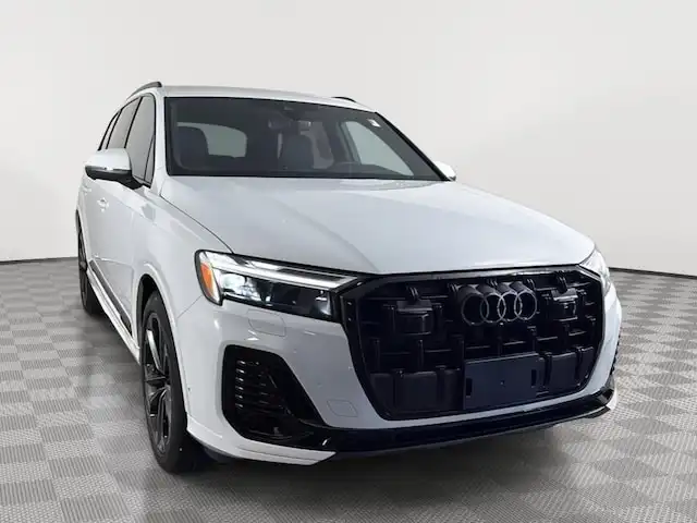 2026 Audi Q7 55 Premium Plus quattro Tiptronic's photo