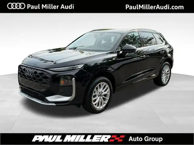 2026 Audi Q3 S line quattro's photo
