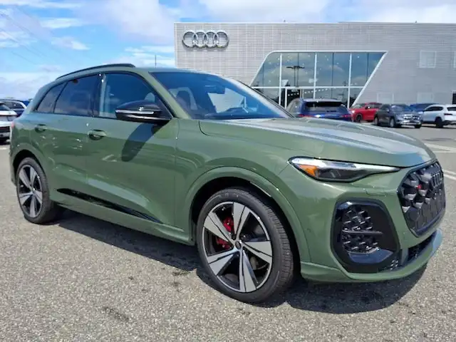 2026 Audi SQ5 Premium Plus quattro's photo