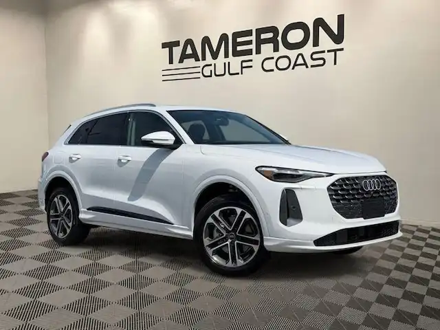 2026 Audi Q5 Premium Plus quattro's photo