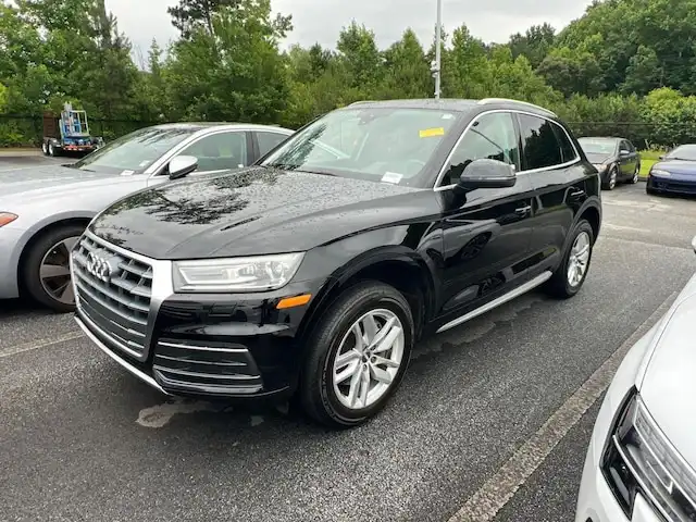 2020 Audi Q5 45 quattro S tronic Premium's photo