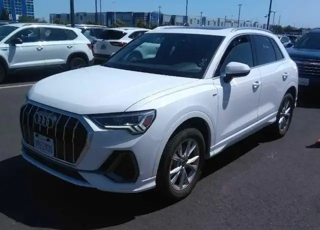 2025 Audi Q3 45 TFSI S Line Premium quattro's photo