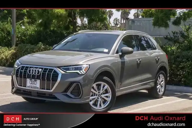 2025 Audi Q3 45 TFSI S Line Premium quattro's photo