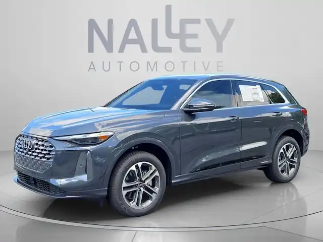 2025 Audi Q5 40 Premium's photo