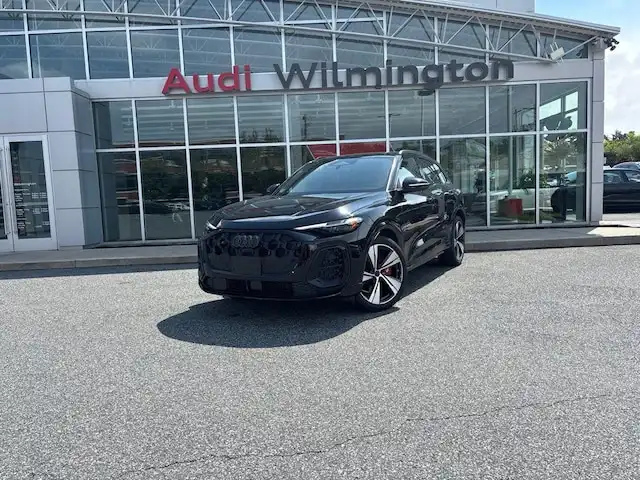 2026 Audi SQ5 Premium Plus quattro's photo