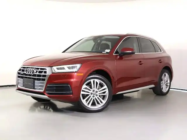 2019 Audi Q5 2.0T quattro S tronic Premium Plus's photo