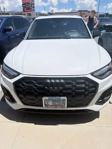 2023 Audi SQ5 Prestige's photo