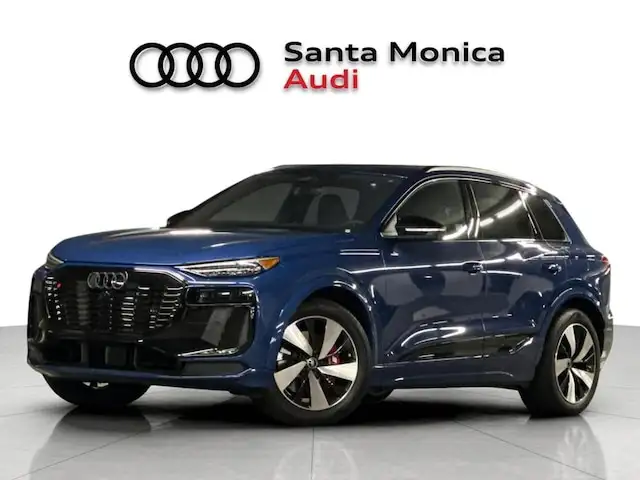 2027 Audi SQ6 e-tron Prestige quattro's photo