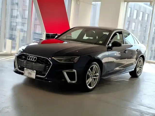 2020 Audi A4 45 quattro S tronic Premium's photo