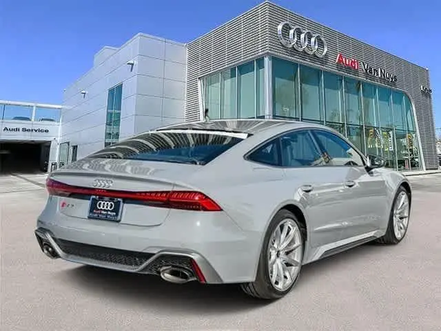 2026 Audi RS7 Performance photo 4