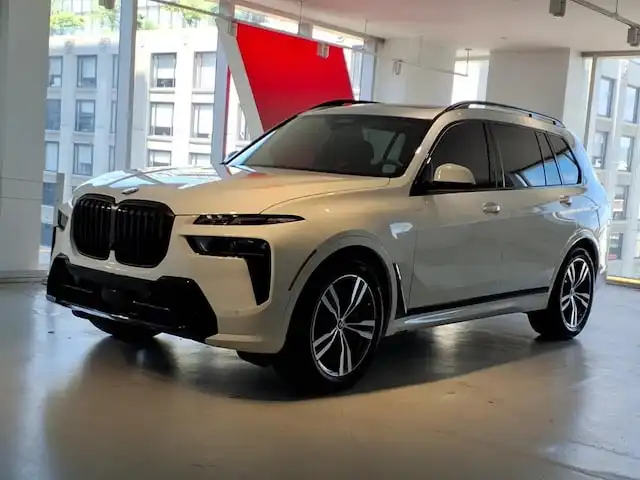 2026 BMW X7 xDrive40i's photo