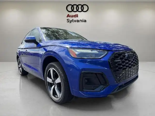 2023 Audi Q5 Sportback 45 Premium Plus's photo