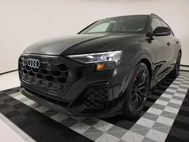 2026 Audi SQ8 Premium Plus quattro's photo