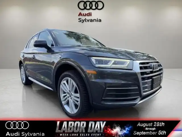 2020 Audi Q5 45 Premium Plus quattro S tronic's photo