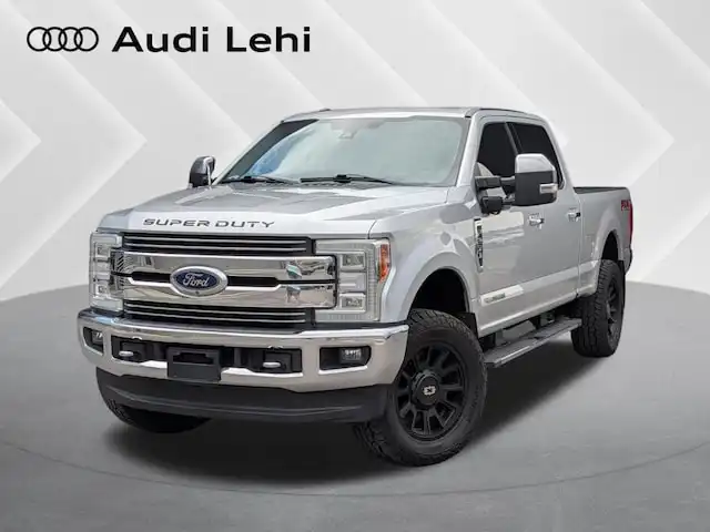 2017 Ford F-250 Lariat 4x4 Crew Cab 6-3/4' Box's photo