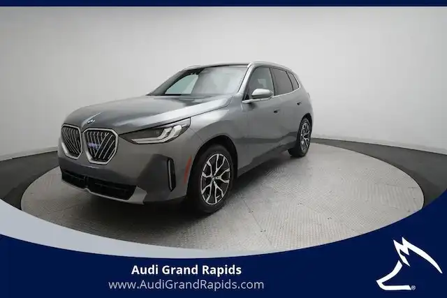 2025 BMW X3 30 XDRIVE's photo