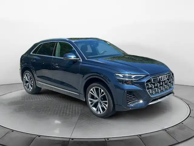 2025 Audi Q8 55 Premium Plus Tiptonic quattro's photo