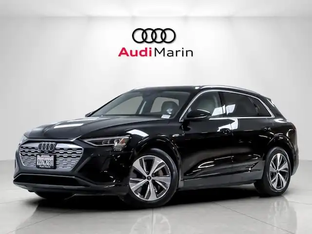 2024 Audi Q8 e-tron 114 kWh Premium Plus quattro 55's photo