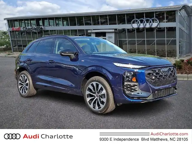 2026 Audi Q3 S line quattro's photo