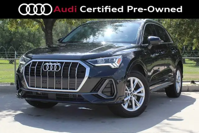 2023 Audi Q3 45 TFSI S Line Premium quattro's photo