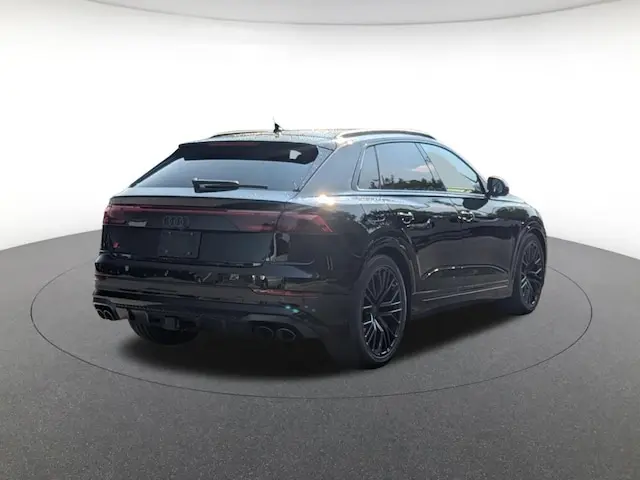 2026 Audi SQ8 Premium Plus quattro photo 5
