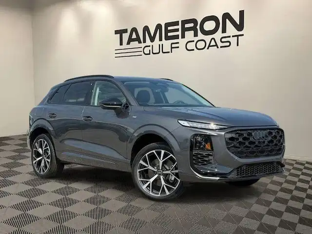 2026 Audi Q3 S line quattro's photo