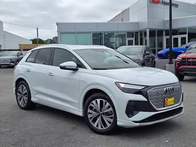 2023 Audi Q4 e-tron 40 Premium Plus's photo
