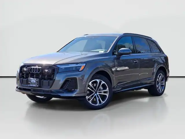 2026 Audi Q7 45 Premium Plus quattro Tiptronic's photo