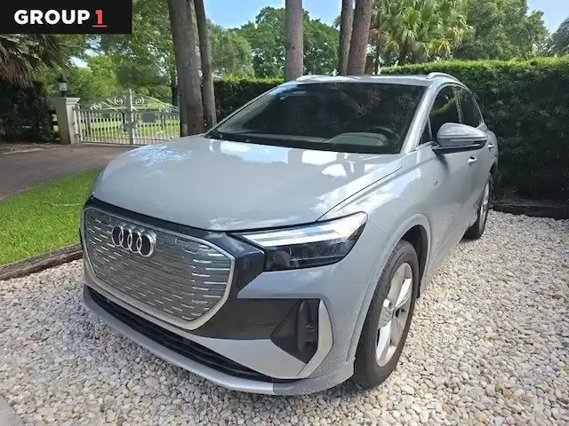 2023 Audi Q4 e-tron 50 Premium quattro's photo