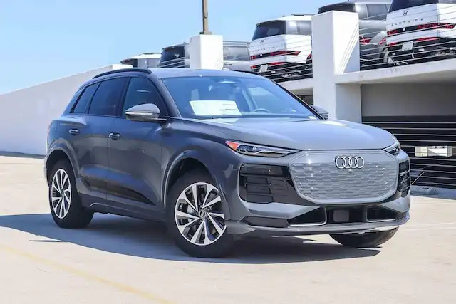 2027 Audi Q6 e-tron Premium quattro's photo