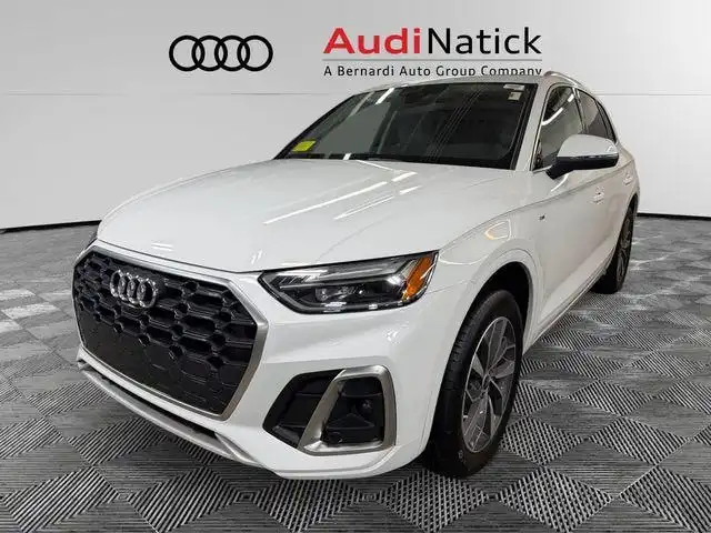 2023 Audi Q5 45 Premium Plus's photo