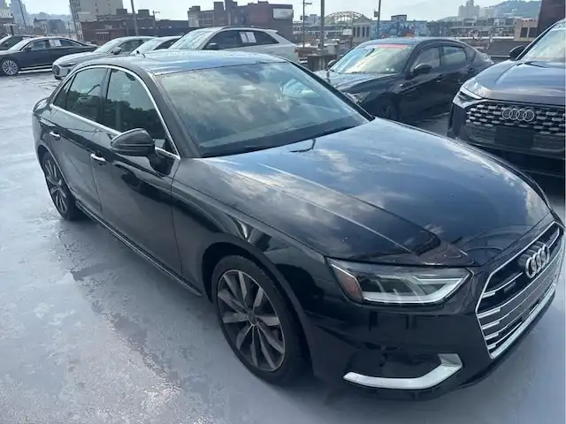 2021 Audi A4 40 quattro S tronic Premium's photo