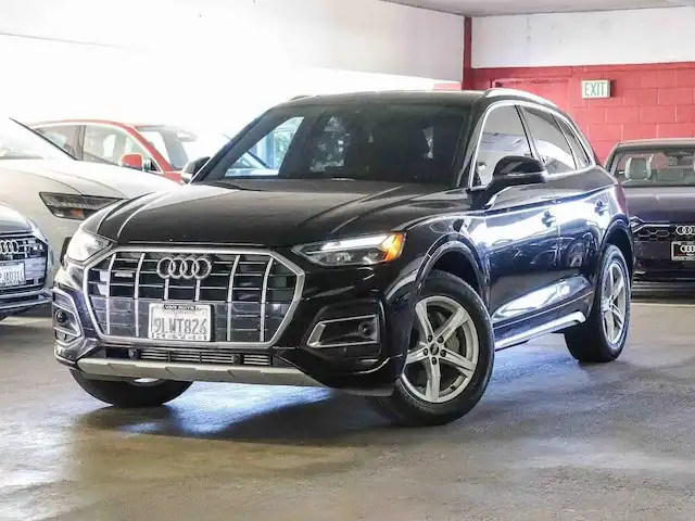 2024 Audi Q5 40 Premium's photo