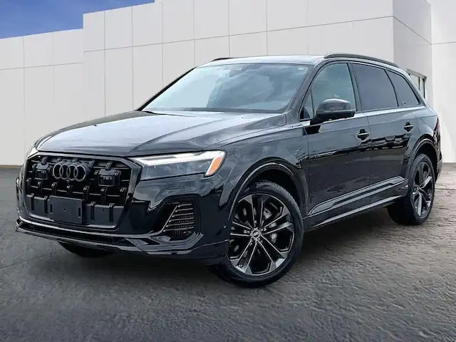 2025 Audi Q7 55 Premium Plus quattro Tiptronic's photo
