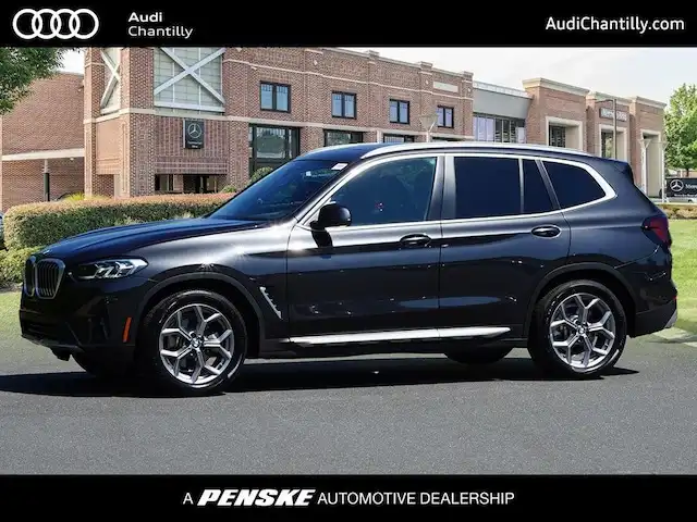 2023 BMW X3 sDrive30i's photo