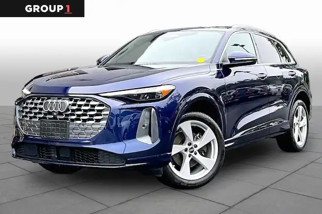 2025 Audi Q5 40 Premium Plus's photo